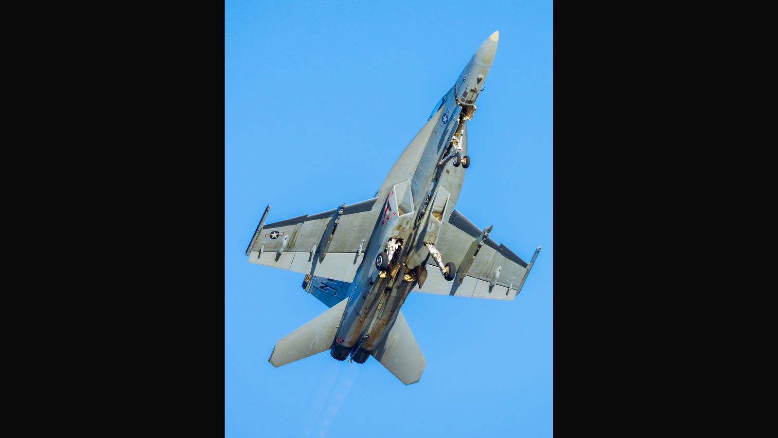 F/A-18 Super Hornet, at the California Capital Airshow, West Coast Rhino Demo