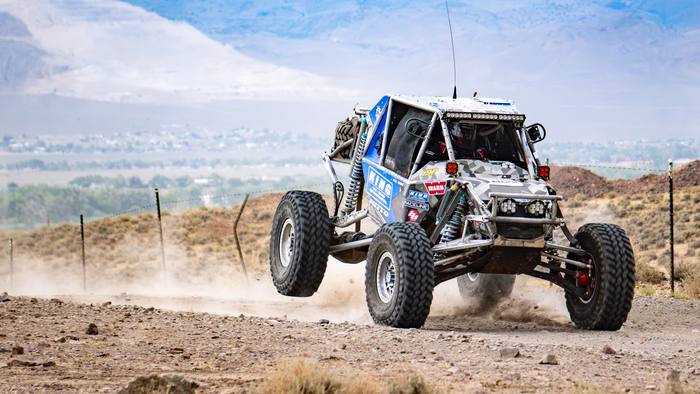 Class 1 Unlimited race vehicle number 183U at speed, Raul Gomez